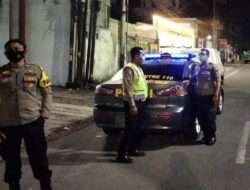 Pantau Antisipasi Balap Liar dan Kenakalan Remaja Polsek Tambaksari Laksanakan Patroli Ruti