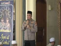 Polres Gresik sapa Warga Saat Jumat Curhat di Masjid Nurul Islah