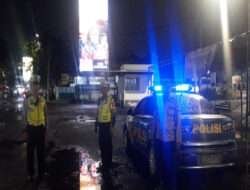 Polsek Tambaksari beserta 3 pilar Tambaksari Laksanakan Patroli Antisipasi Tawuran  Balab Liar dan Tindak Kejahatan Lainnya