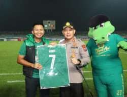 Presiden Persebaya; Pertama Kali Dalam Sejarah Pengamanan Pemain Persebaya Vs Persija Tidak Menggunakan Rantis