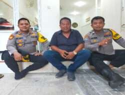 Saat Laksanakan Sambang ke Warga Gubeng Masjid  Kapolsek Tambaksari berikan Arahan dan Edukasi