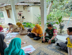 Guna Cegah Stunting, Babinsa Koramil 0805/12 Mantingan Silahturahmi dan Pemantauan di Wilayah