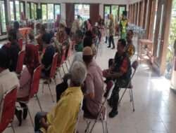 Babinsa Serengan Hadiri Rapat Persiapan Lomba Desa