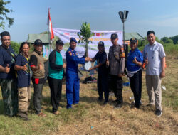 Peringati Hari Bumi Sedunia, Polres Gresik Tanam Pohon Mangrove di Kali Mireng