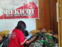 Guna Membantu Ketersediaan Stok Darah, Babinsa Nguntoronadi Donorkan Darah