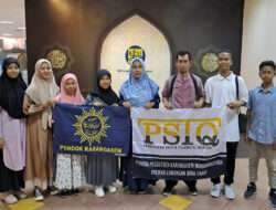PSTQ Ponpes Karangasem Paciran Studi Kaligrafi di Meseum Istiqlal TMII Jakarta