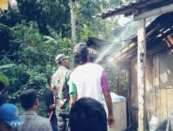 Gerak cepat, Babinsa Bantu petugas Kebakaran Padamkan Api