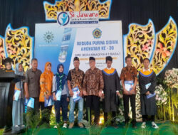 Prof Zainuddin Maliki Hadiri Wisuda Purna SMK Muhlibat