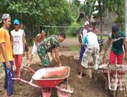 Babinsa Pos Ramil 0805/17 Pitu Gotong Royong Bersama Masyarakat