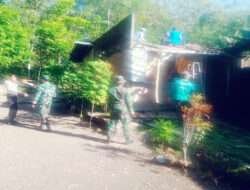 Gotong-Royong TNI Dan Warga Di Eromoko Rampungkan Bedah Rumah RTLH