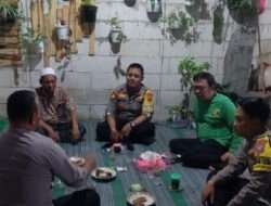 Kapolsek Tambaksari Koordinasi Kamtibmas dengan Warga Putro Agung
