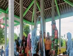 Wujudkan Balita Sehat, Babinsa Dampingi Petugas Berikan Layanan Posyandu