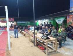 Babinsa Dan Bhabinkamtibmas Amankan Jalannya Pertandingan Bola Voli