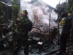 Babinsa Sugihan dan Warga Desa Bersatu Padamkan Kebakaran: Kisah Solidaritas yang Menginspirasi