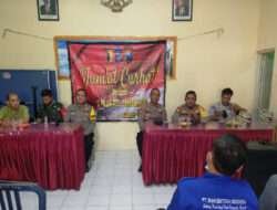 Tiga Pilar Polsek Tambaksari Laksanakan Jumat Curhat bersama Warga Lebak Indah Utara