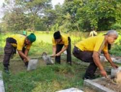 Polres Jombang Gelar Bakti Sosial di Area Makam KH. Wahab Chasbullah