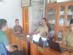 Babinsa Posramil 0805/17 Laksanakan Komsos dengan Perangkat Desa