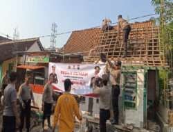 Polisi Peduli, Polres Madiun Kota Bantu Bedah Rumah Warga di Hari Bhayangkara ke 77