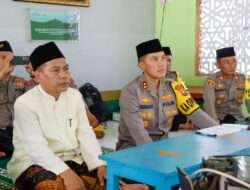 Hari Bhayangkara ke -77 Polres Jombang Revitalisasi Makam Pahlawan Nasional KH Wahab Chasbullah