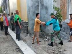 Koramil 04/Jebres Gotong Royong Dalam Karya Bakti Daerah Tahap VI TA. 2023 di Kelurahan Pucangsawit
