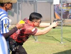 Hari Bhayangkara ke 77 Waka Polda Jatim Membuka Lomba Menembak Kapolda Cup 2023