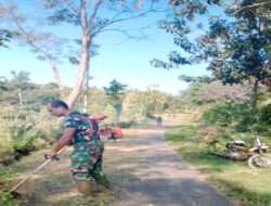 Babinsa Kodim 0802/Ponorogo Kerja Bakti Bersihkan Lingkungan Bersama Warga Desa Binaan