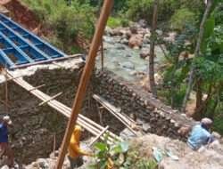 Optimalkan Sasaran Fisik Bangun Jembatan, Pada Program Pra TMMD Ke-117 Kodim 0801/Pacitan