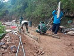 Pra TMMD Ke 117 Kodim 0801/Pacitan, Bangun Jalan Rabat dan Talut di Desa Ketroharjo