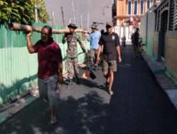 Bersama Rakyat, Koramil 04/Jebres Gotong Royong Dalam Karya Bakti Daerah Tahap VI di Wilayah Kelurahan Pucangsawit