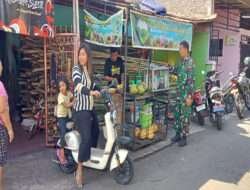 Kontrol Usaha Warga Binaan, Babinsa Sewu Komsos Bersama Pelaku UMKM