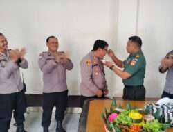 Sinergi Untuk Negeri, Danramil 04/Jebres Beri Ucapan HUT Bhayangkara ke 77 di Polsek Jebres
