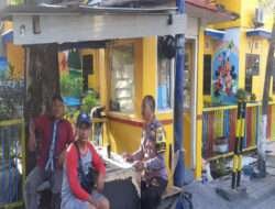 Sambang Warga Kali Kepiting, Polisi Berikan Penyuluhan Kamtibmas