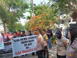 Polsek Tambaksari Lakukan Pengamanan Aksi Unjuk Rasa Paguyupan WARJOYO