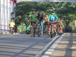 Jaga Kesehatan Fisik, Dandim Ngawi Ajak Anggotanya Gowes Bareng