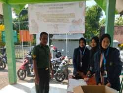 Bersama Mahasiswa KKN, Babinsa Koramil 04 Padas Dampingi Kegiatan Posyandu Balita