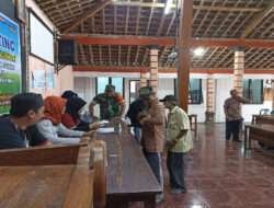 Pendampingan Babinsa Purwoharjo Dalam Penyaluran BPNT