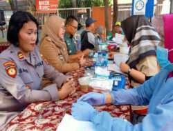 Menyambut HUT 78, Kemacatan Dukuh Pakis Bersama Tiga Pilar Gelar Donor Darah