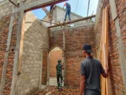 Kebahagiaan Warga Rumahnya Direnovasi, Melalui Program TMMD Ke-117 Kodim 0801/Pacitan