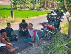 Gelar Komsos Dengan Petani, Babinsa Karangasem Pahami Permasalahannya