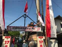 Jelang HUT Kemerdekaan RI ke-78, Babinsa Kepatihan Wetan Kerja Bakti Bersama Warga