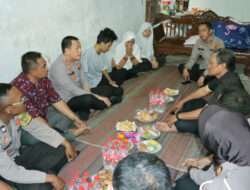 Jumat curhat, Kapolres Gresik bantu pengobatan korban lakalantas