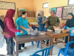 Peran Aktif Ibu-ibu PKK Dalam Penyiapan Karya Bakti Daerah Tahap VII th 2023 di Kelurahan Nusukan