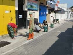 Sambut HUT RI ke 78, Satgas TMMD Kodim Solo Kerja Bakti bersama Warga