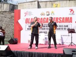 Polres Gresik Gelar Olahraga Bersama Peringati Hari Jadi Polwan RI ke-75