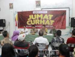 Jumat curhat, Wakapolres Pelabuhan Tanjung Perak Berikan Edukasi Warga Tambak Asri