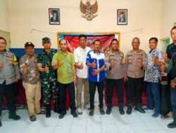 Antisipasi Gangguan Kamtibmas Polisi Memberikan Penyuluhan ke Warga
