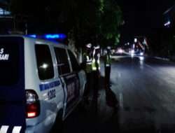 Polisi Tambaksari Patroli Kejahatan Malam di Beberapa Lokasi Rawan Kriminalitas