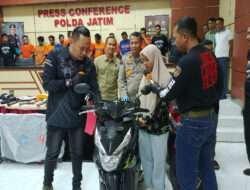 Tak Percuma Lapor Polisi, Polda Jatim Berhasil Temukan dan Kembalikan Motor Korban Pencurian Kepada Pemilik