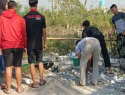 Anggota Pagar Nusa Nataan Lamongan Sukarela Bongkar Tugu, Kapolres Lamongan Beri Apresiasi