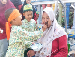 Kekompakan Ibu dan Anak TK ABA Sendangagung Dilombakan Dalam Rangka HUT RI